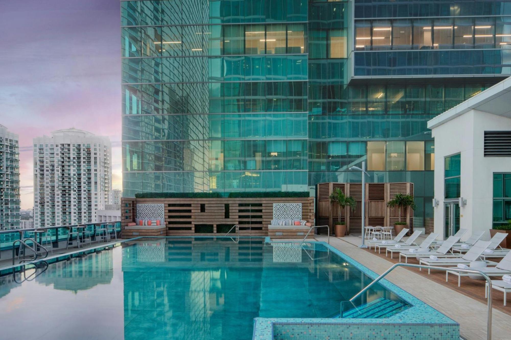 Отель Jw Marriott Marquis Майами Экстерьер фото