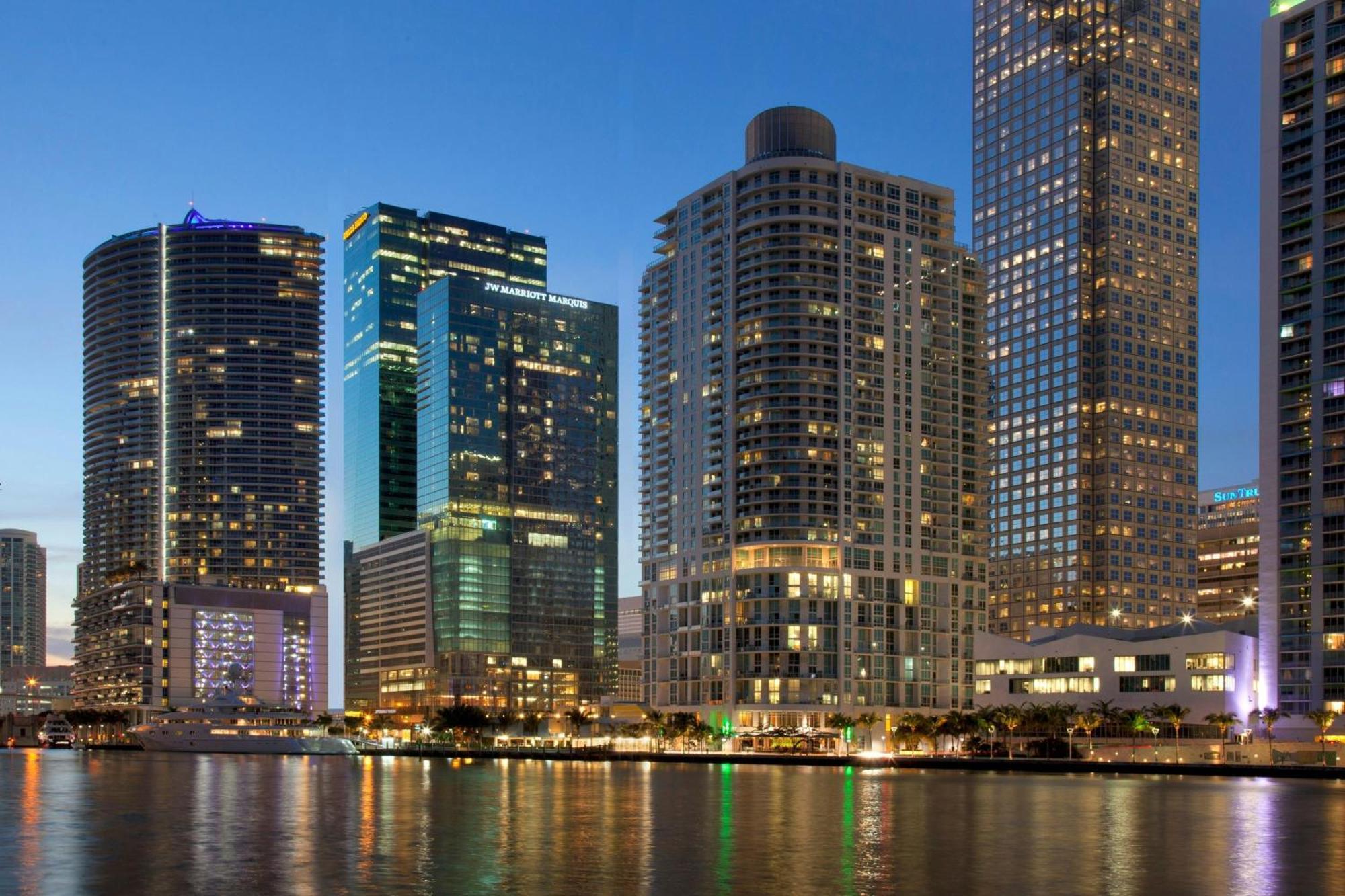 Отель Jw Marriott Marquis Майами Экстерьер фото